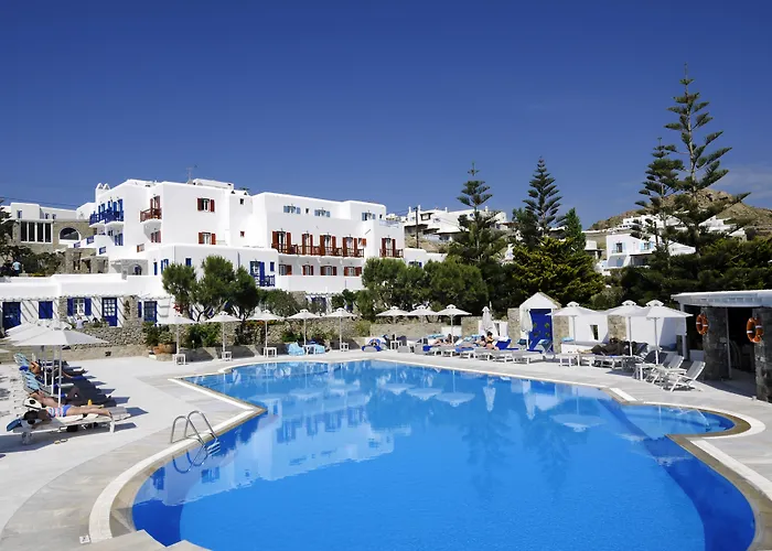 Kamari Hotel Platys Gialos 